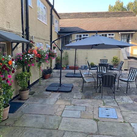 Bridge Farm Hotel Leeds  Exterior foto
