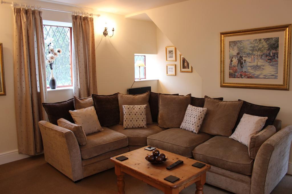 Bridge Farm Hotel Leeds  Exterior foto